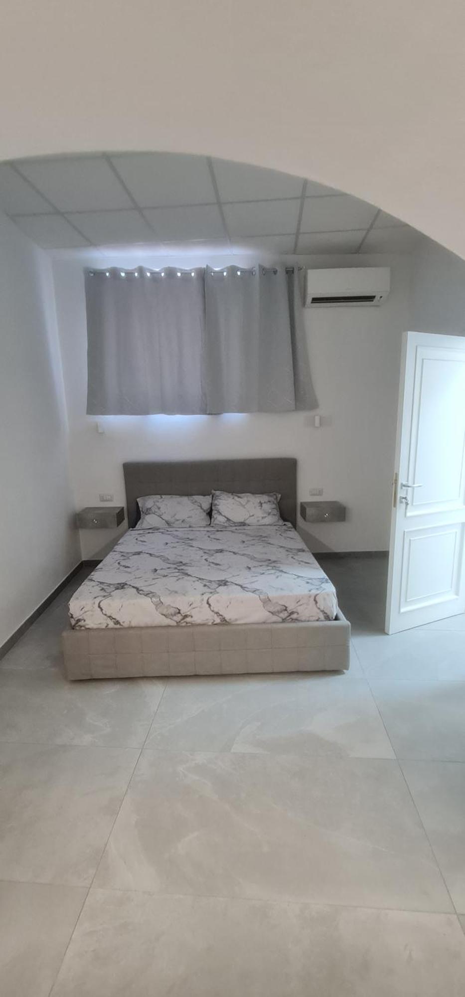 Central Rooms سانتا تيريزا غالّورا الغرفة الصورة